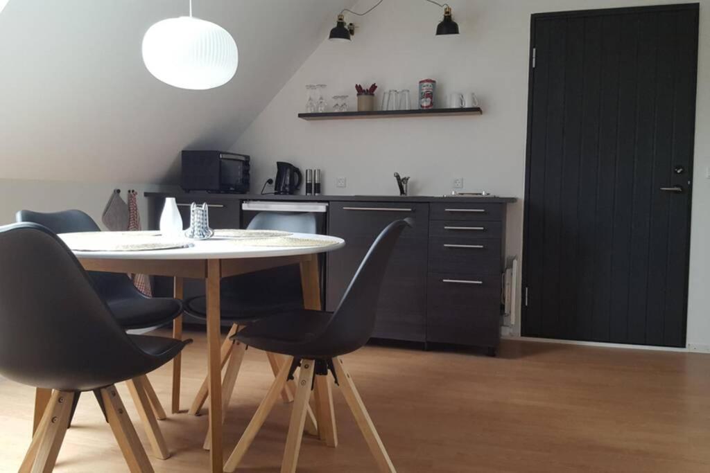Elleholm Apartamento Odense Exterior foto